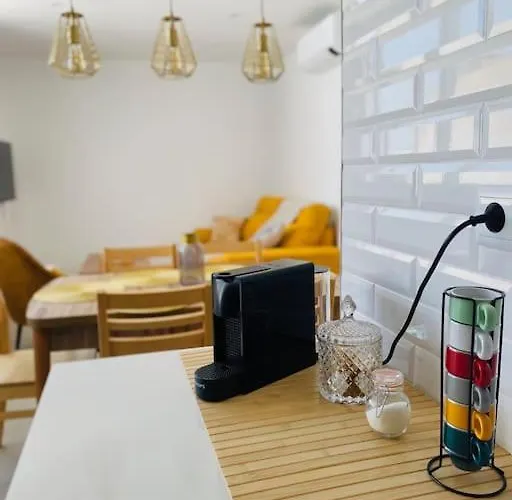 公寓 Sunset 1st F,