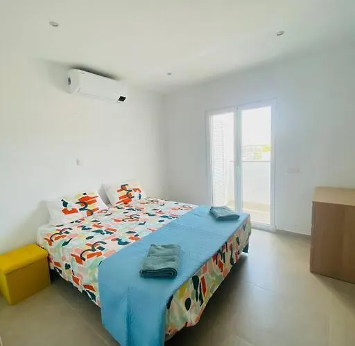 Sunset 1st F, * 波尔蒂芒